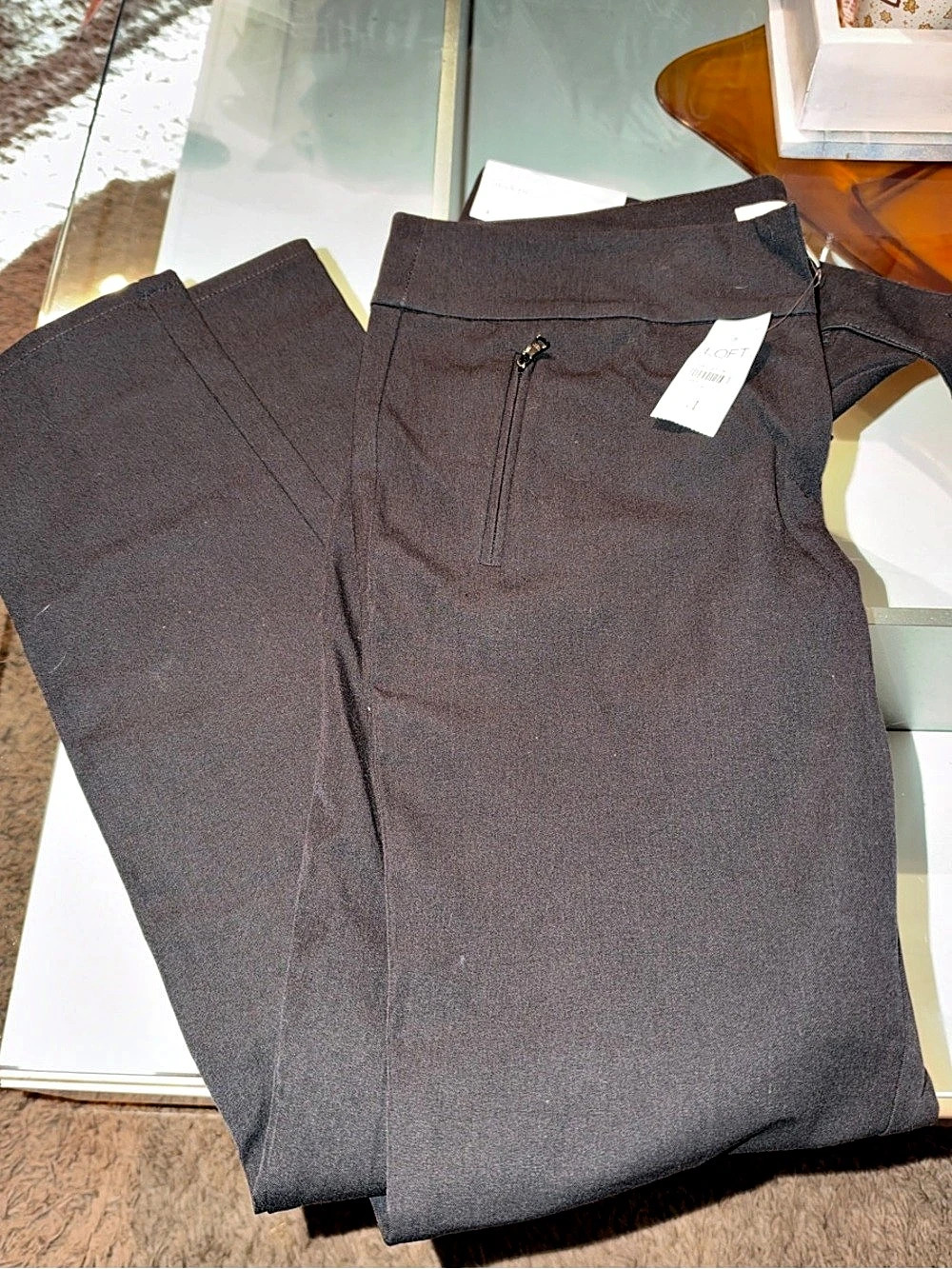 LOFT Modern Slim Through Hip & Thigh Ankle Pants Gray Size 4